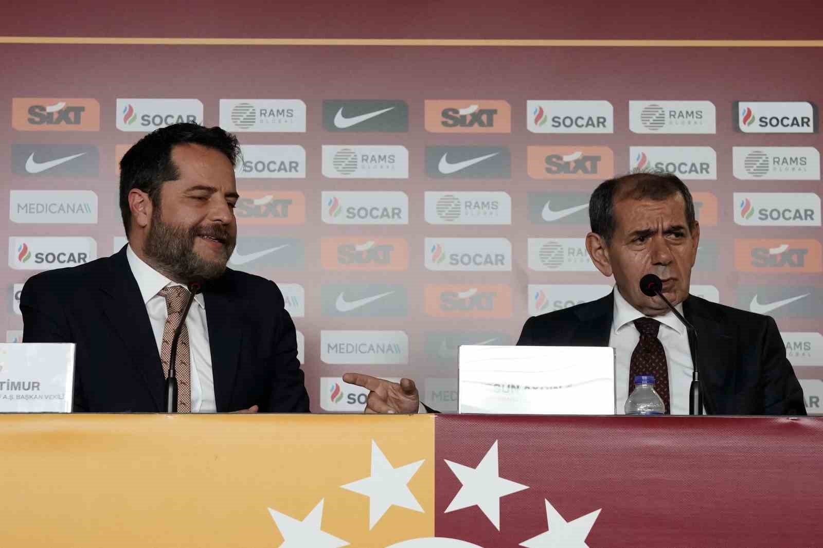 Galatasaray Başkanı Dursun Özbek, Fenerbahçe Başkanı Ali Koç'un açıklamalarına cevap verdi.