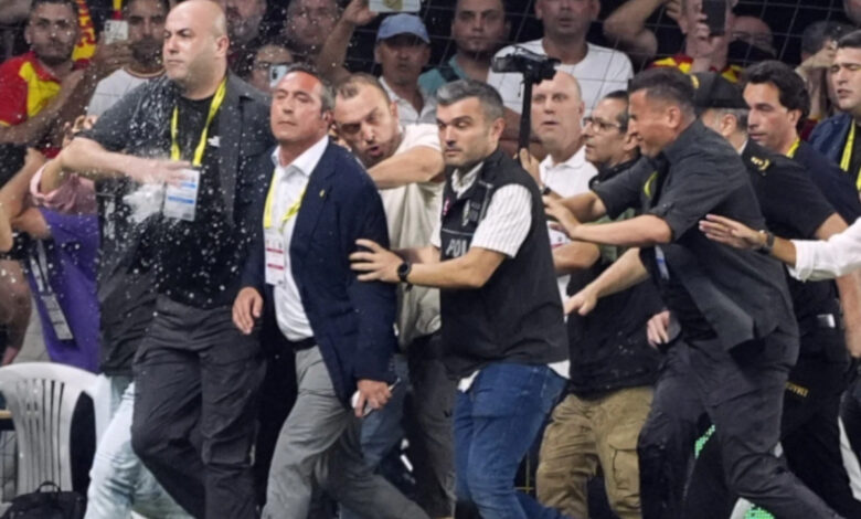 Ali Koç'a saldırının olduğu Göztepe deplasmanında Fenerbahçe 2 puan bıraktı