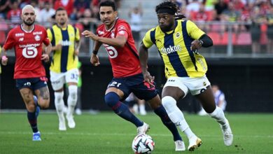 UEFA Şampiyonlar Ligi 3.eleme turu ilk maçında Fenerbahçe, Fransa deplasmanından 2-1 mağlup ayrıldı.