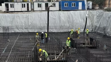 İstanbul Büyükşehir Belediyesi ve KİPTAŞ, Kadıköy Merdivenköy’de riskli yapı olarak tespit edilen Gökay Apartmanı’nın dönüşümü için temel attı.