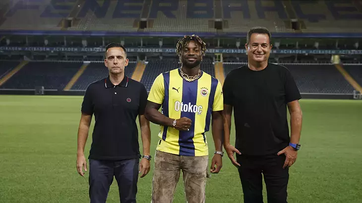 Acun Ilıcalı'nın transferinde pay sahibi olduğu Saint-Maximin maaşının yarısını Fenerbahçe ödeyecek