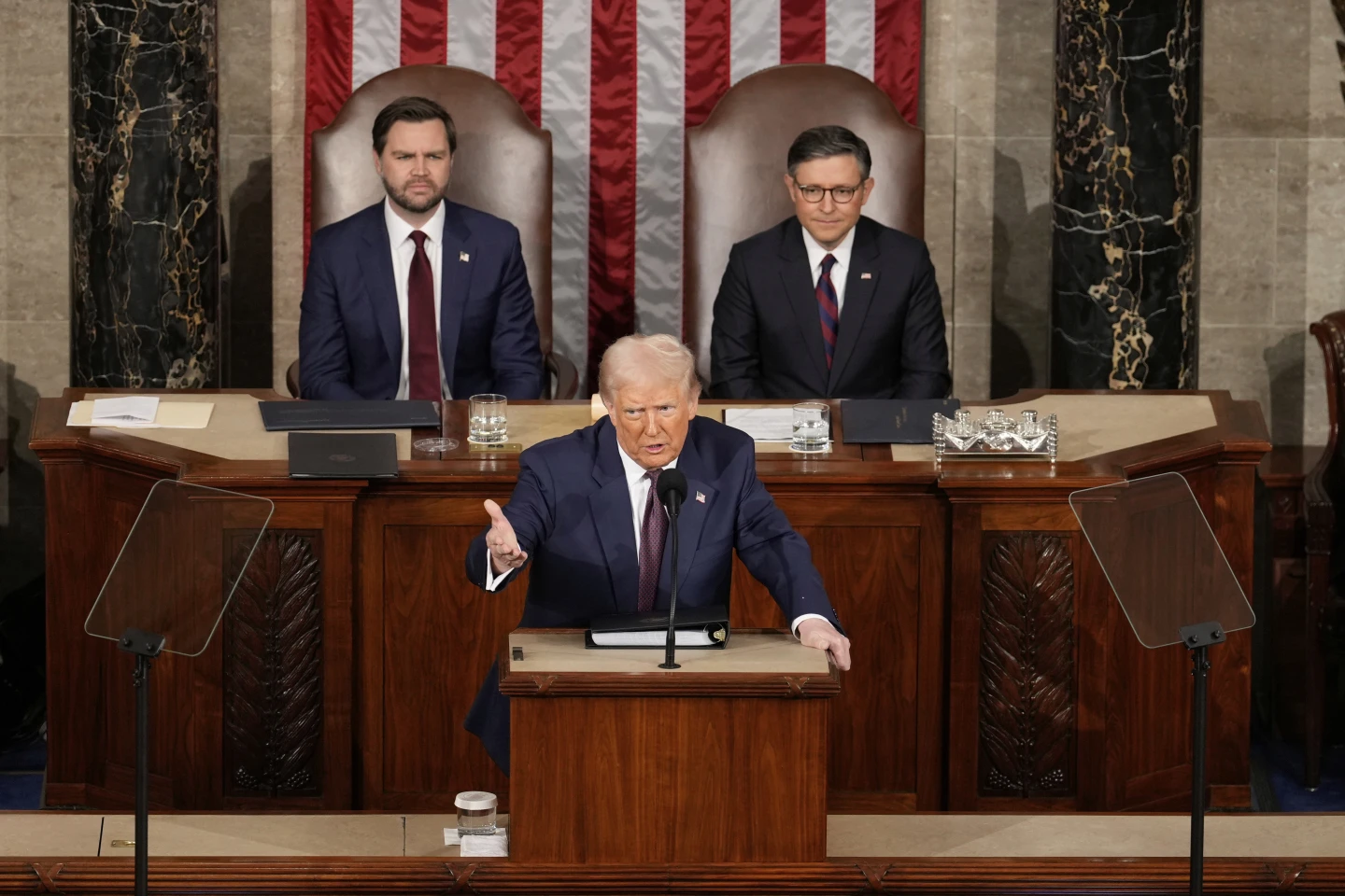 Donald Trump, ikinci döneminin başarılarını sıralarken, Ukrayna savaşını bitirme ve ABD ekonomisini güçlendirme vaadini yineledi.